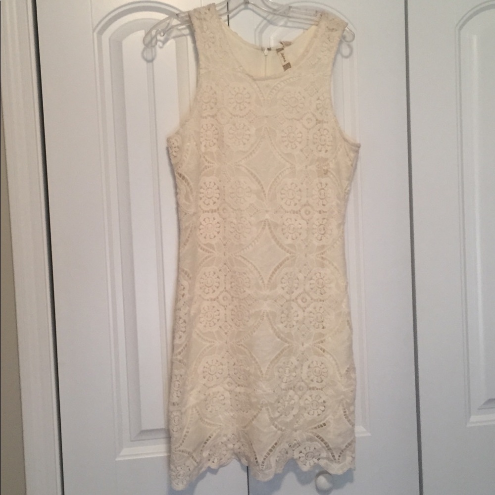 NWT Japna off-white Lace Dress